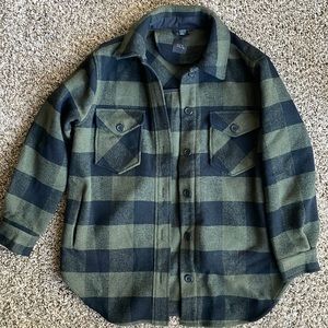 Women’s oversized flannel shacket